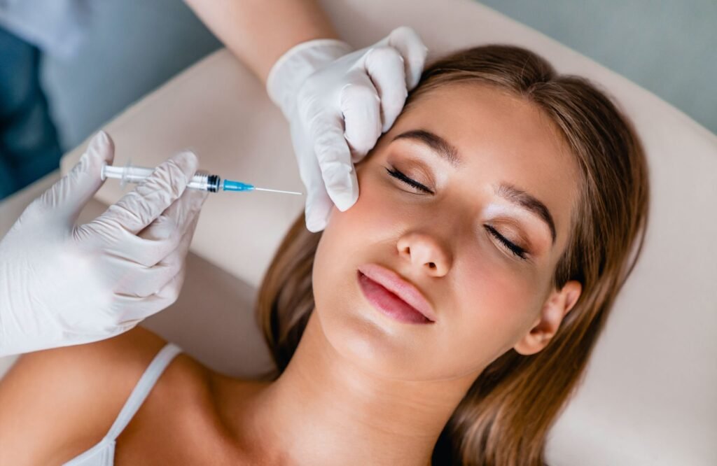 Qu-est-ce-que-le-Baby-botox-cette-technique-anti-age-qui-cartonne-chez-les-jeunes